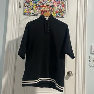 Men’s Short-Sleeved Fashion Hoodie